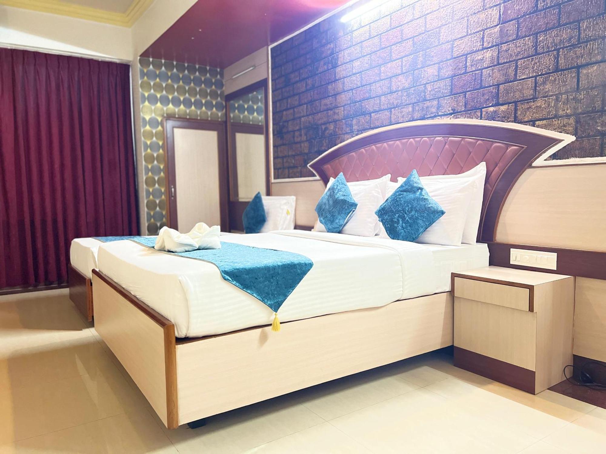 The Grand Krishna Rooms バンガロール エクステリア 写真