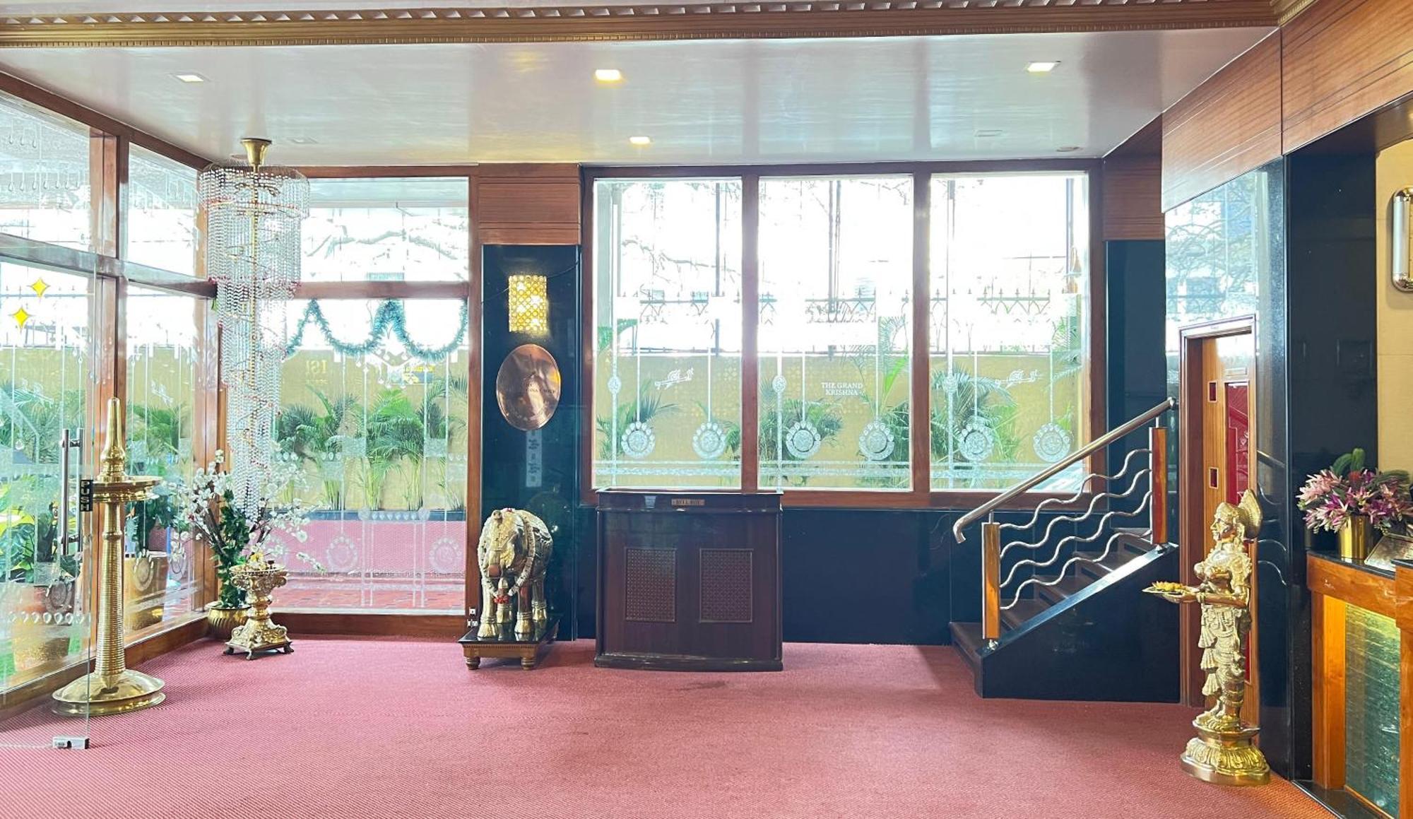 The Grand Krishna Rooms バンガロール エクステリア 写真