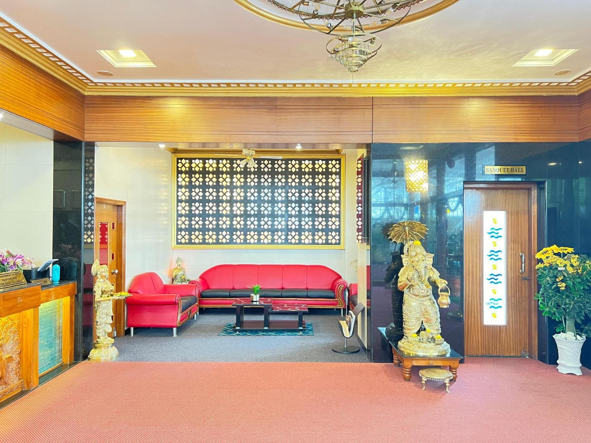The Grand Krishna Rooms バンガロール エクステリア 写真