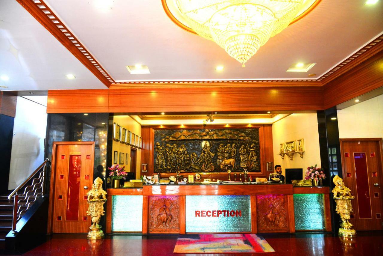 The Grand Krishna Rooms バンガロール エクステリア 写真